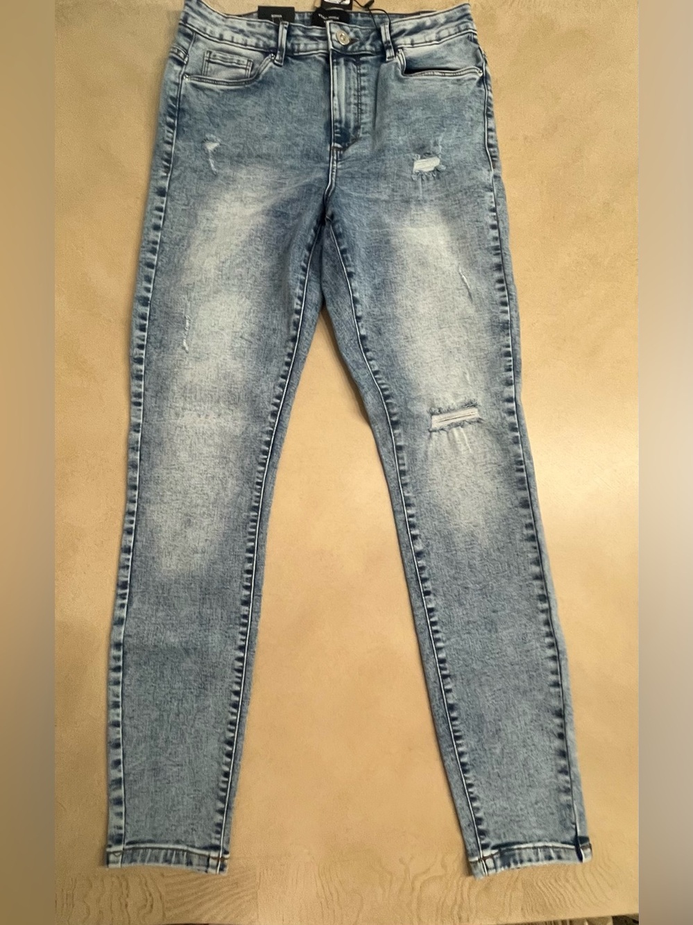 Vero Moda Med Blue Distressed High Rise Skinny Jeans Size Medium Inseam 32” NWT